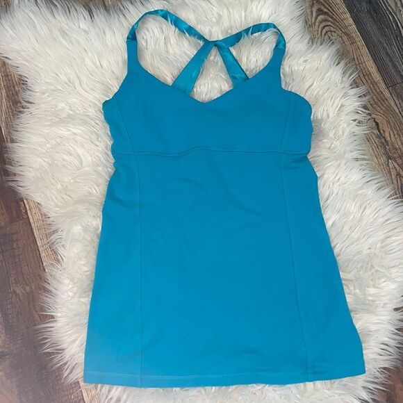 Lululemon Turquoise Blue Tank Back Criss Cross Straps Zig Zag Stitch - Picture 1 of 5